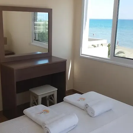 Sandy Beach 15 Apartment